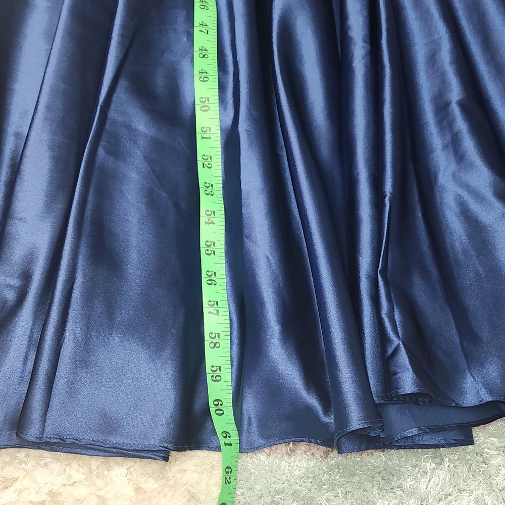 marina deep v belted stretched charmeuse gown - Picture 10 of 15